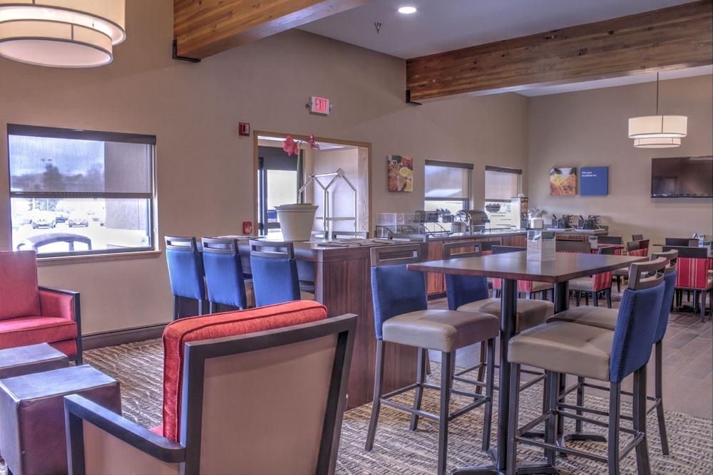 Comfort Inn At Buffalo Bill Village Resort Cody Eksteriør billede