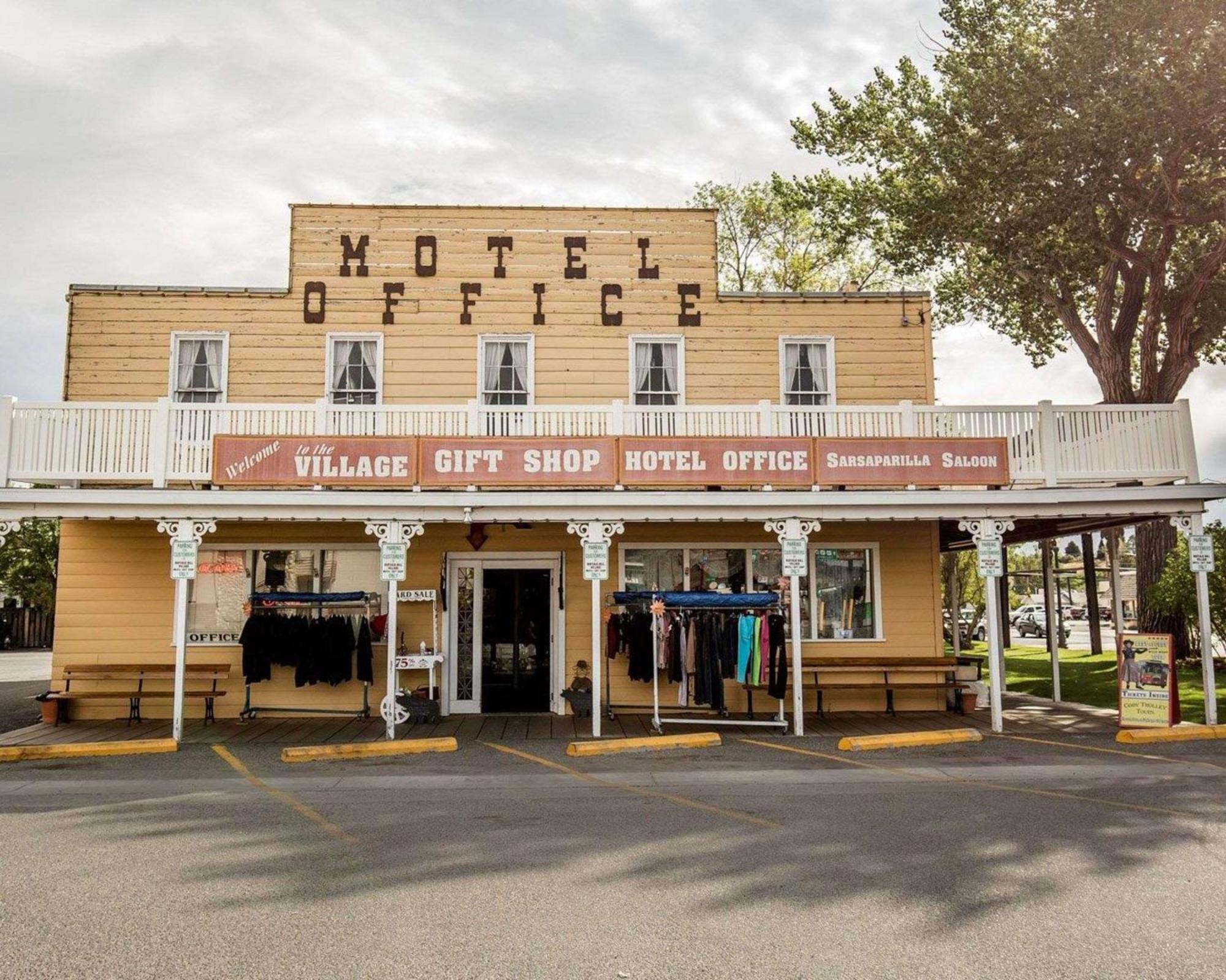 Comfort Inn At Buffalo Bill Village Resort Cody Eksteriør billede